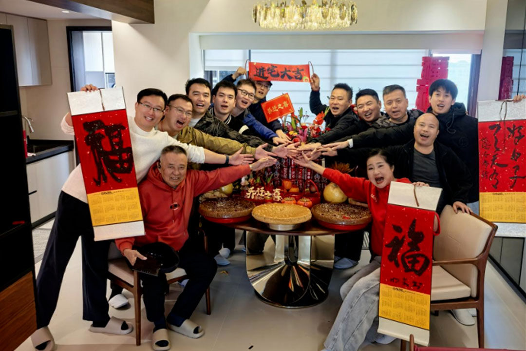 共赏一园花影，同品满园欢欣-硕基一品乔迁纪念